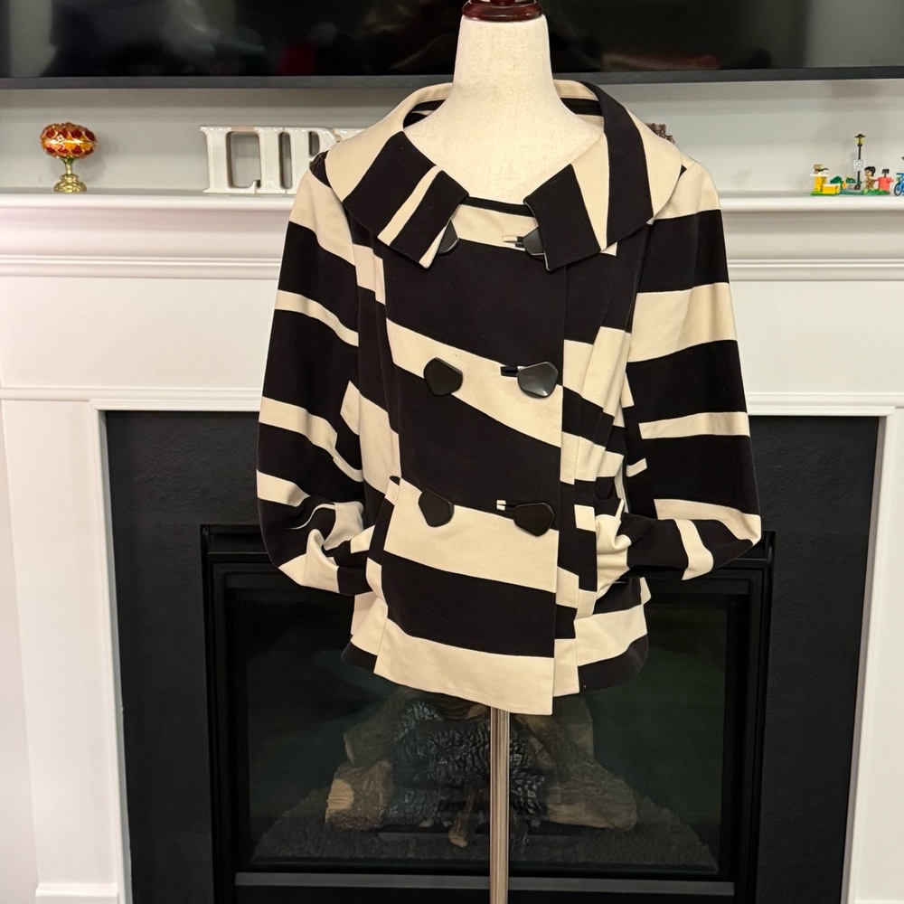 Etcetera Black & Cream Striped Swing Jacket (Size 12)